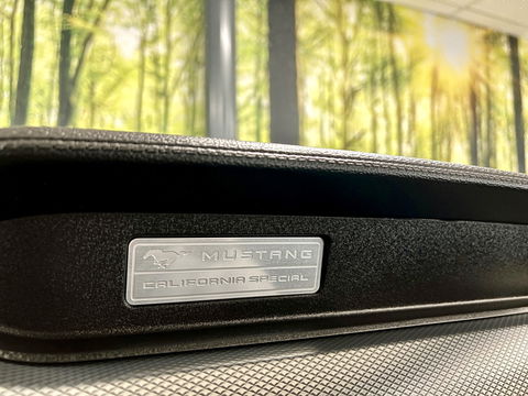 Ford Mustang Fastback 5.0 GT California Special | Handgeschakeld! | 422 PK | Camera | Stoelventilatie | Stoelverwarming | Navigatie | Leder | LED | Laptimer | Dodehoeksensor | Cruise Control | Keyless Go/Keyless Entry |