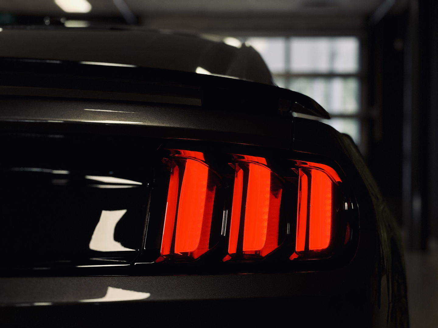 Ford Mustang Fastback 5.0 GT California Special | Handgeschakeld! | 422 PK | Camera | Stoelventilatie | Stoelverwarming | Navigatie | Leder | LED | Laptimer | Dodehoeksensor | Cruise Control | Keyless Go/Keyless Entry |