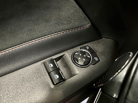 Ford Mustang Fastback 5.0 GT California Special | Handgeschakeld! | 422 PK | Camera | Stoelventilatie | Stoelverwarming | Navigatie | Leder | LED | Laptimer | Dodehoeksensor | Cruise Control | Keyless Go/Keyless Entry |