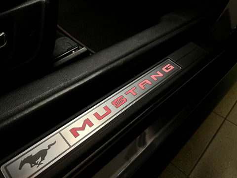 Ford Mustang Fastback 5.0 GT California Special | Handgeschakeld! | 422 PK | Camera | Stoelventilatie | Stoelverwarming | Navigatie | Leder | LED | Laptimer | Dodehoeksensor | Cruise Control | Keyless Go/Keyless Entry |
