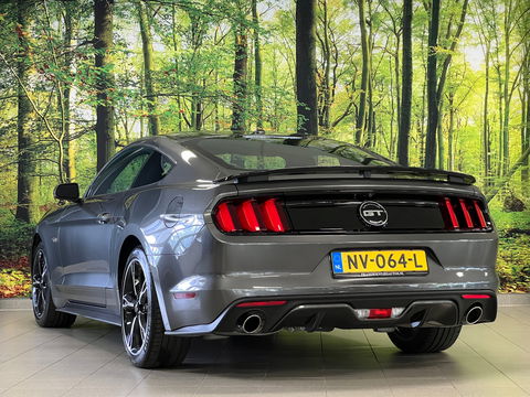 Ford Mustang Fastback 5.0 GT California Special | Handgeschakeld! | 422 PK | Camera | Stoelventilatie | Stoelverwarming | Navigatie | Leder | LED | Laptimer | Dodehoeksensor | Cruise Control | Keyless Go/Keyless Entry |