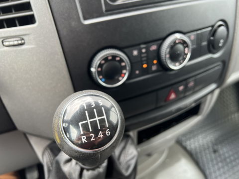 Volkswagen Crafter 50 2.0 TDI L2H1 | Airconditioning | Radio / CD Speler | 6- versnelling | Pick up | BTW vrij | 3 zits | Dubbel Lucht |