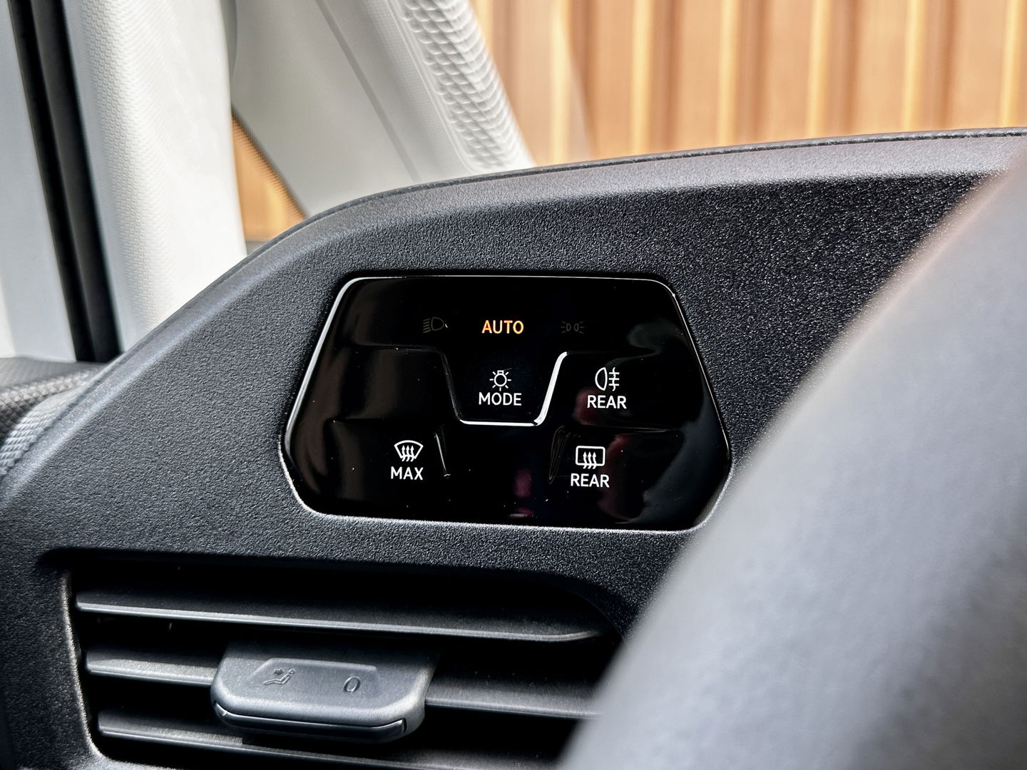 Volkswagen Caddy Cargo 2.0 TDI Trend | Fabrieksgarantie | Bluetooth | Start-Stop Systeem | Radio | Origineel NL | Centrale Deurvergrendeling