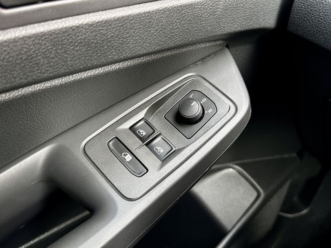 Volkswagen Caddy Cargo 2.0 TDI Trend | Fabrieksgarantie | Bluetooth | Start-Stop Systeem | Radio | Origineel NL | Centrale Deurvergrendeling
