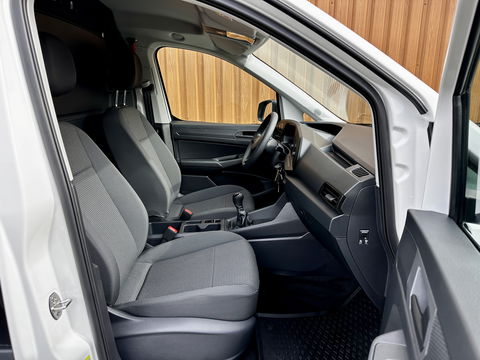 Volkswagen Caddy Cargo 2.0 TDI Trend | Fabrieksgarantie | Bluetooth | Start-Stop Systeem | Radio | Origineel NL | Centrale Deurvergrendeling