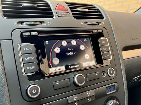 Volkswagen Golf 2.0 TFSI GTI | 89.579 NAP! | Dealer Onderhouden | Navigatie | Cruise Control | Eibach Verlaagd | 18" Lichtmetaal | Parkeersensoren | Bluetooth |