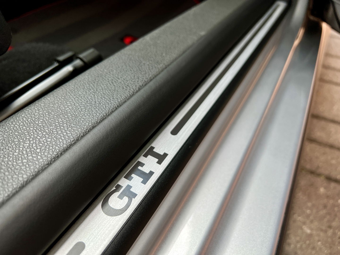 Volkswagen Golf 2.0 TFSI GTI | 89.579 NAP! | Dealer Onderhouden | Navigatie | Cruise Control | Eibach Verlaagd | 18" Lichtmetaal | Parkeersensoren | Bluetooth |