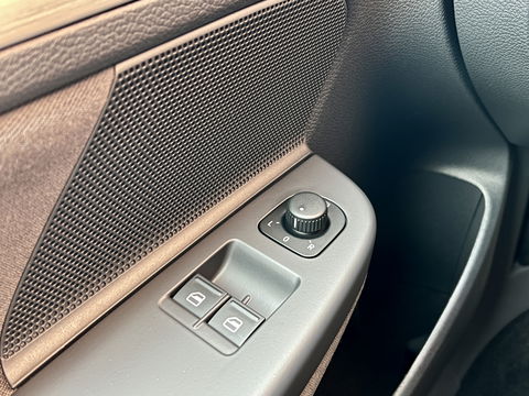 Volkswagen Golf 2.0 TFSI GTI | 89.579 NAP! | Dealer Onderhouden | Navigatie | Cruise Control | Eibach Verlaagd | 18" Lichtmetaal | Parkeersensoren | Bluetooth |