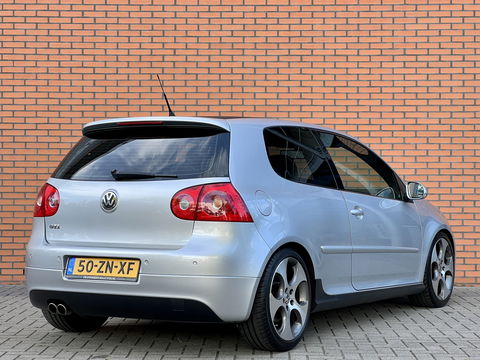 Volkswagen Golf 2.0 TFSI GTI | 89.579 NAP! | Dealer Onderhouden | Navigatie | Cruise Control | Eibach Verlaagd | 18" Lichtmetaal | Parkeersensoren | Bluetooth |