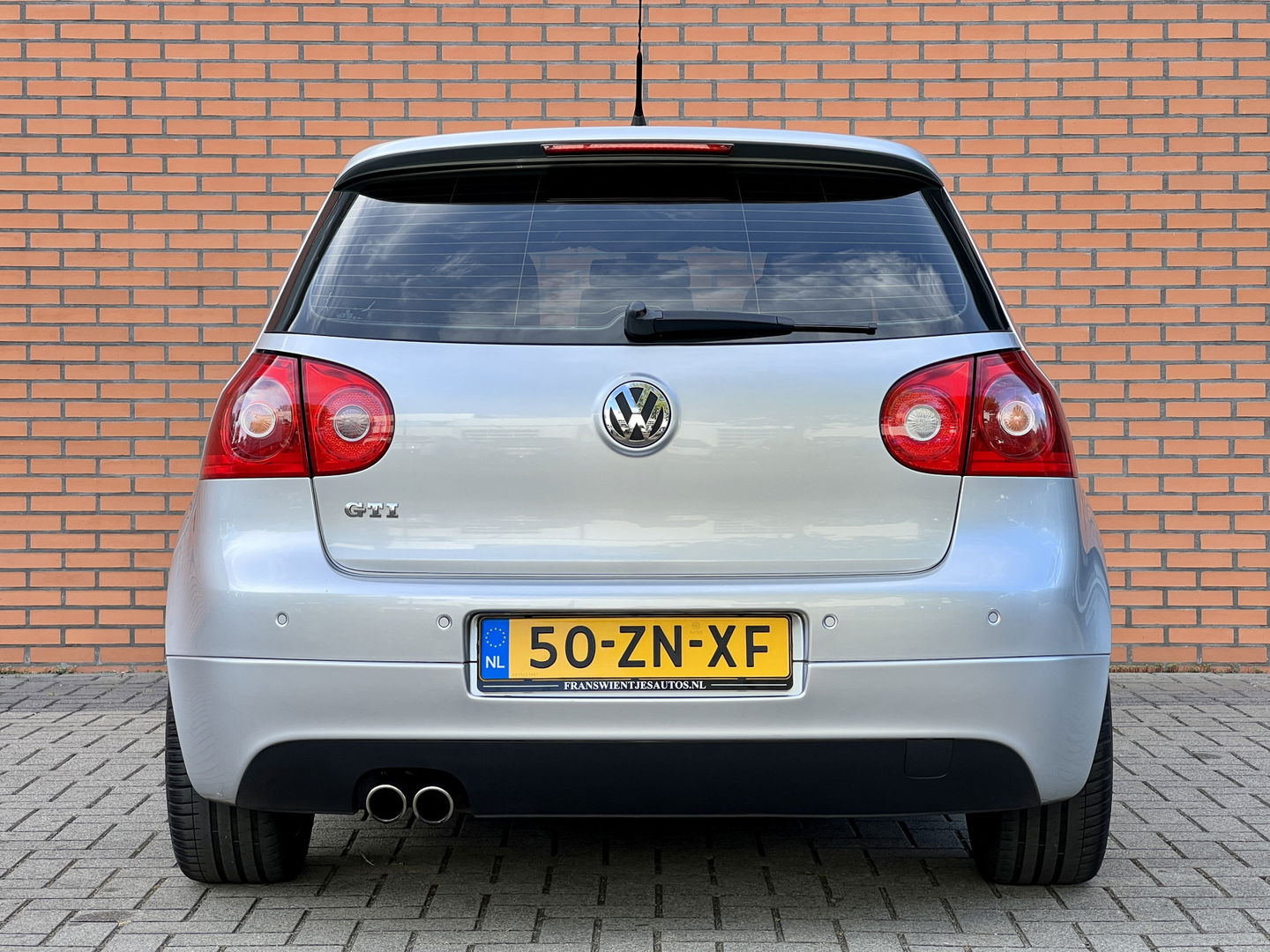 Volkswagen Golf 2.0 TFSI GTI | 89.579 NAP! | Dealer Onderhouden | Navigatie | Cruise Control | Eibach Verlaagd | 18" Lichtmetaal | Parkeersensoren | Bluetooth |