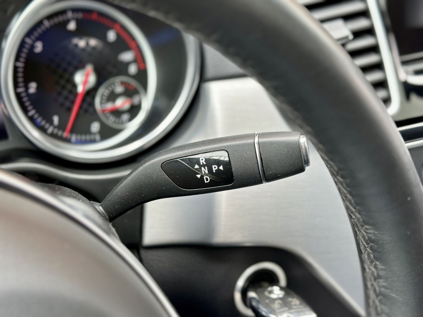 Mercedes-Benz GLE Coupé 350 d 4MATIC | Cruise Control | 360 Graden Camera | Apple Carplay | Panoramadak | Memorystoelen | Stoelverwarming | DAB | Elektrische Trekhaak |