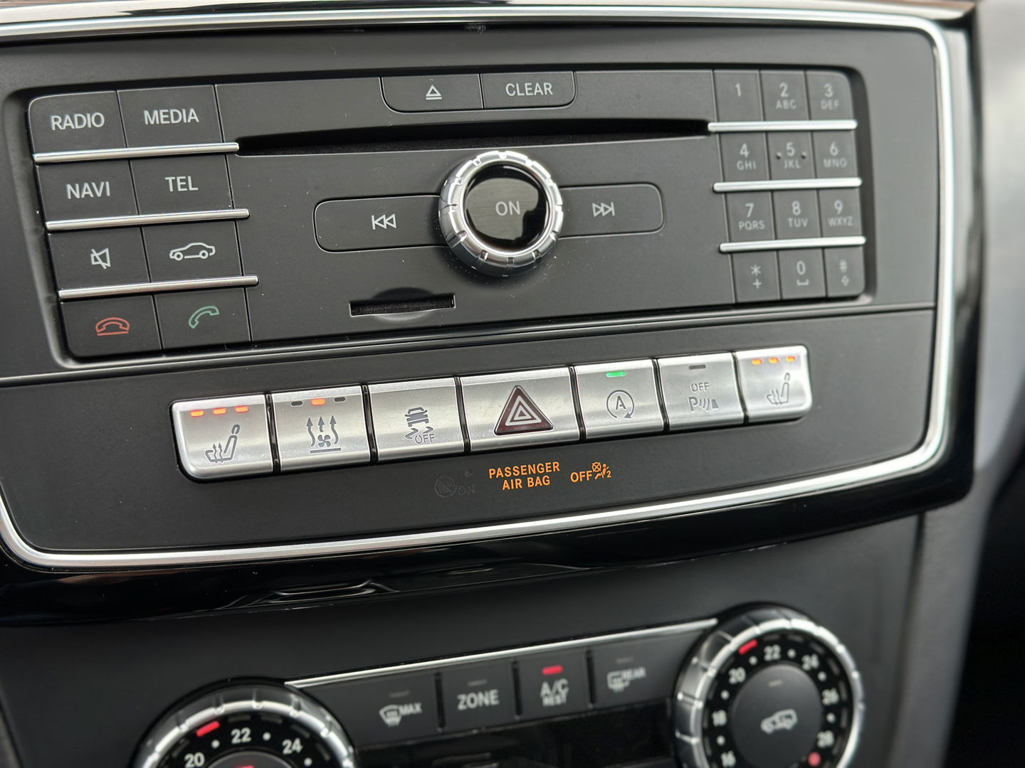 Mercedes-Benz GLE Coupé 350 d 4MATIC | Cruise Control | 360 Graden Camera | Apple Carplay | Panoramadak | Memorystoelen | Stoelverwarming | DAB | Elektrische Trekhaak |