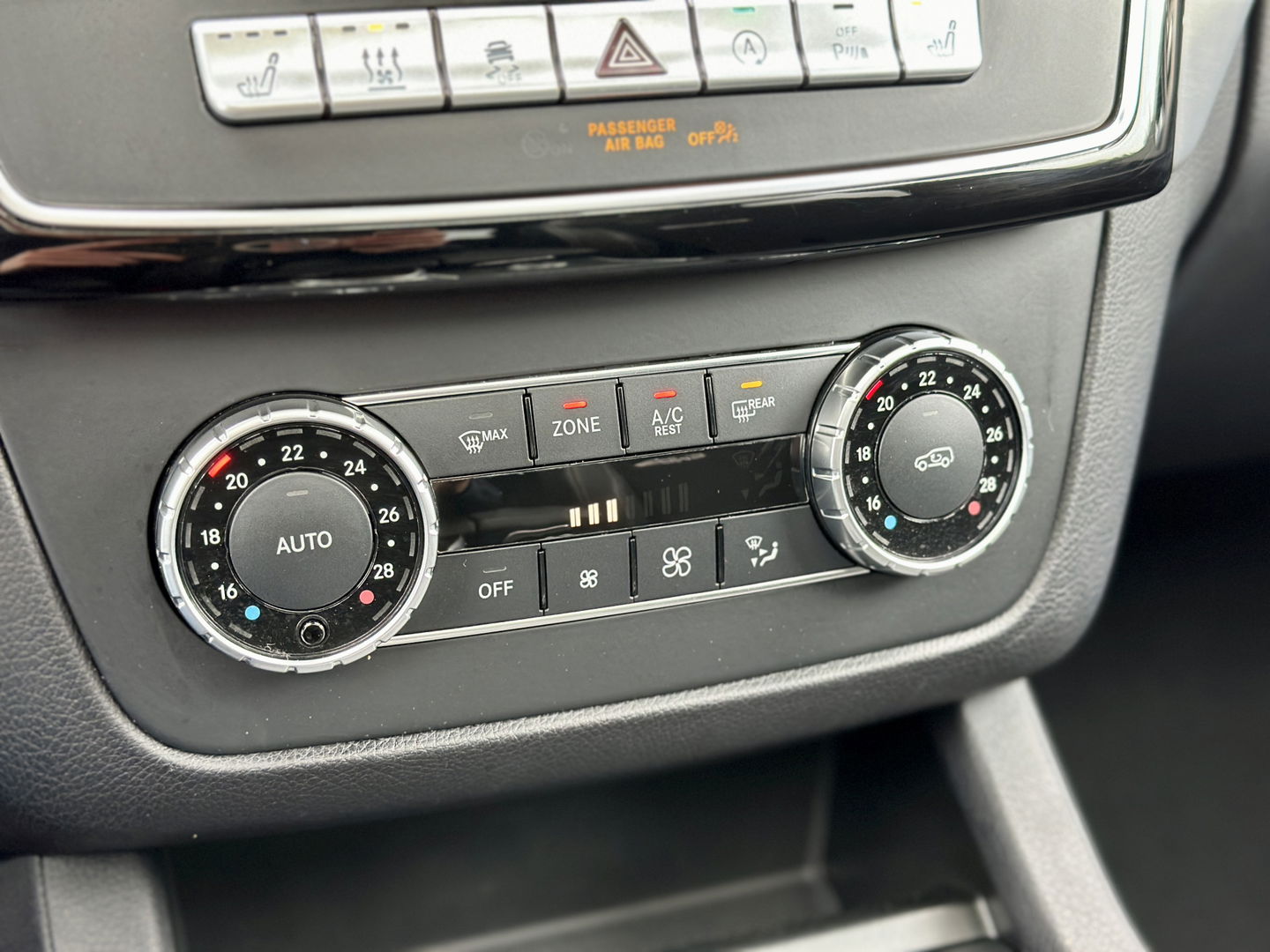 Mercedes-Benz GLE Coupé 350 d 4MATIC | Cruise Control | 360 Graden Camera | Apple Carplay | Panoramadak | Memorystoelen | Stoelverwarming | DAB | Elektrische Trekhaak |