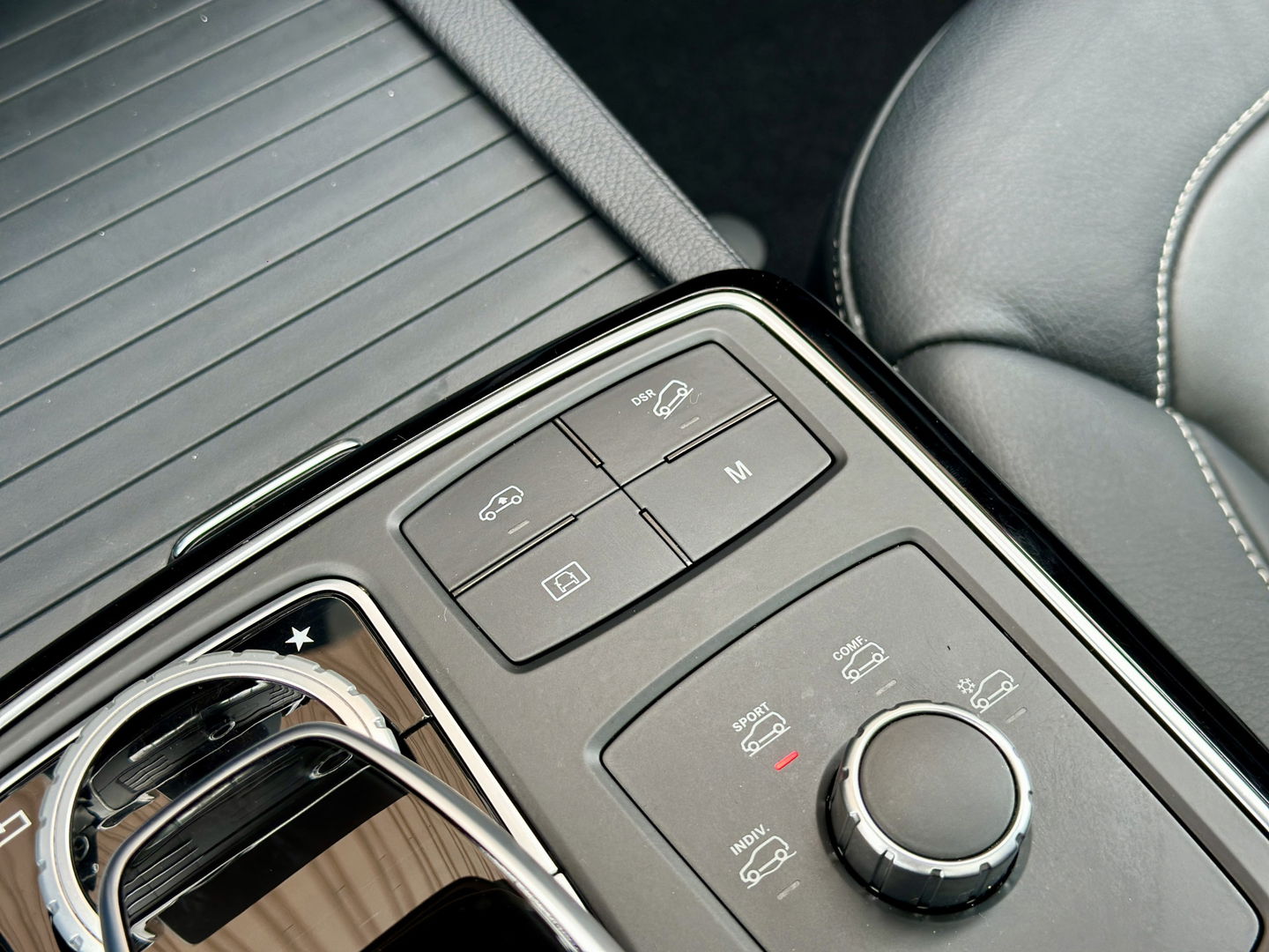 Mercedes-Benz GLE Coupé 350 d 4MATIC | Cruise Control | 360 Graden Camera | Apple Carplay | Panoramadak | Memorystoelen | Stoelverwarming | DAB | Elektrische Trekhaak |