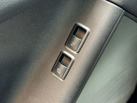 Mercedes-Benz GLE Coupé 350 d 4MATIC | Cruise Control | 360 Graden Camera | Apple Carplay | Panoramadak | Memorystoelen | Stoelverwarming | DAB | Elektrische Trekhaak |