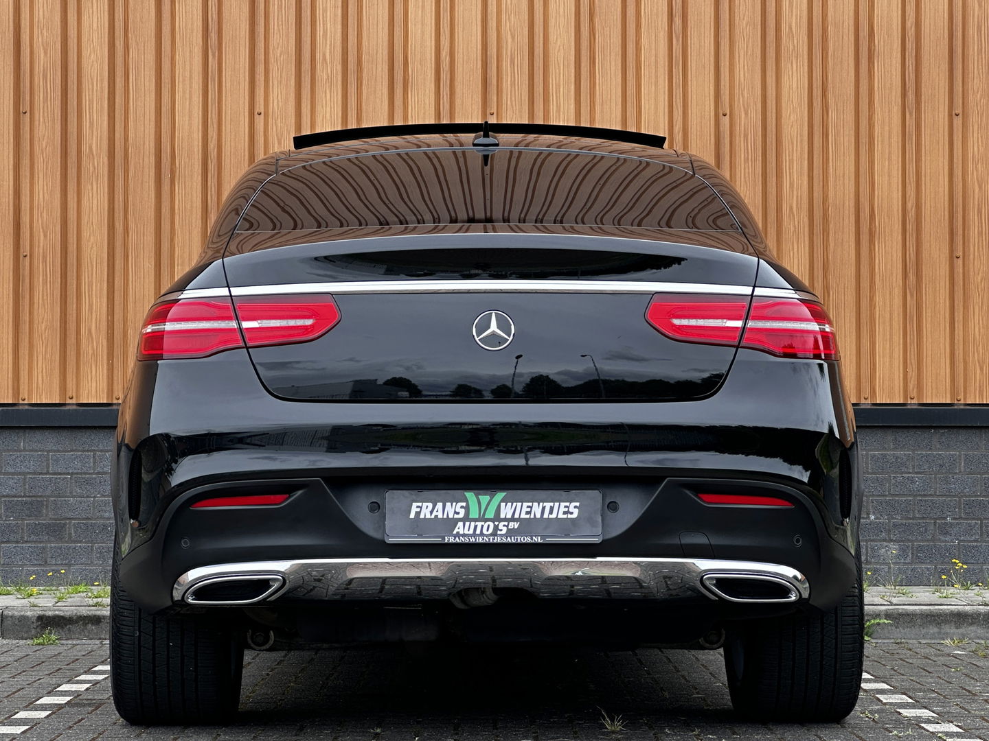 Mercedes-Benz GLE Coupé 350 d 4MATIC | Cruise Control | 360 Graden Camera | Apple Carplay | Panoramadak | Memorystoelen | Stoelverwarming | DAB | Elektrische Trekhaak |
