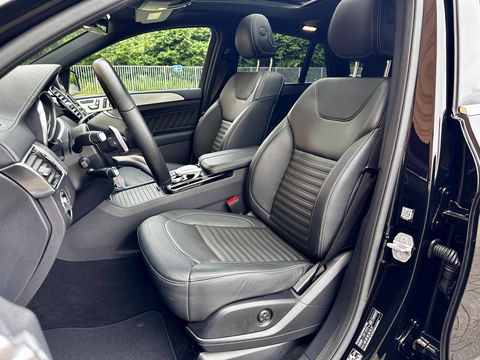 Mercedes-Benz GLE Coupé 350 d 4MATIC | Cruise Control | 360 Graden Camera | Apple Carplay | Panoramadak | Memorystoelen | Stoelverwarming | DAB | Elektrische Trekhaak |