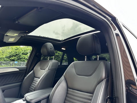 Mercedes-Benz GLE Coupé 350 d 4MATIC | Cruise Control | 360 Graden Camera | Apple Carplay | Panoramadak | Memorystoelen | Stoelverwarming | DAB | Elektrische Trekhaak |