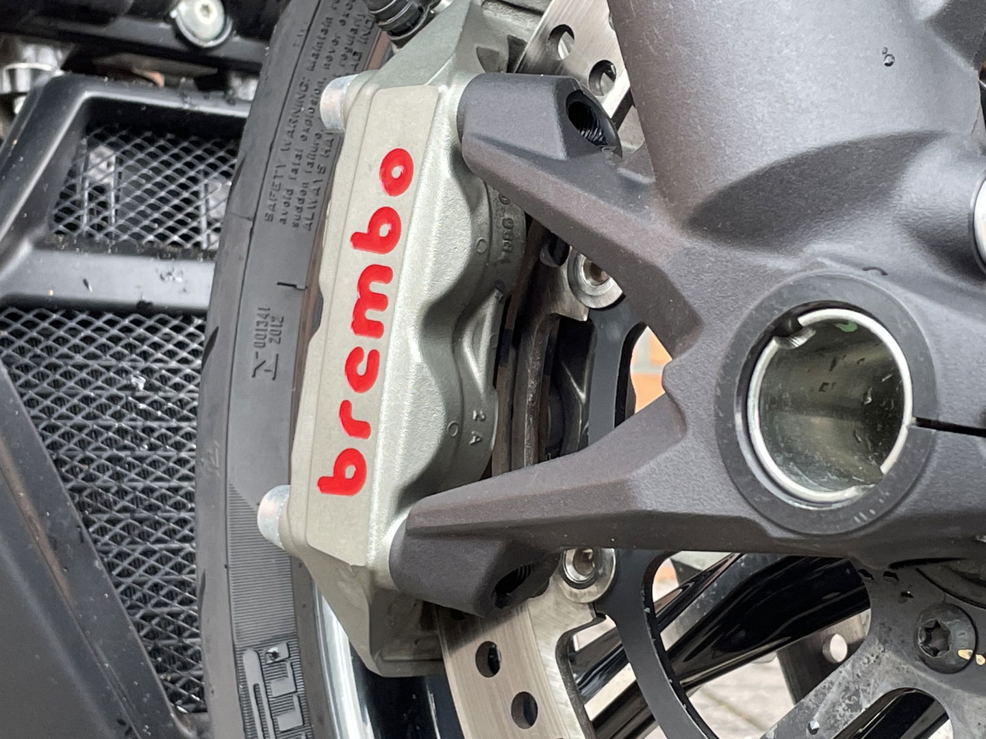 Ducati Diavel Carbon | Uniek | Marchesini-wielen | Powercruisers | LED | Keyless | Brembo | ABS |