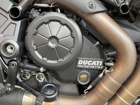 Ducati Diavel Carbon | Uniek | Marchesini-wielen | Powercruisers | LED | Keyless | Brembo | ABS |