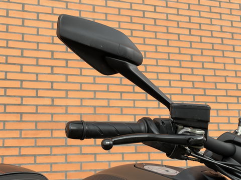 Ducati Diavel Carbon | Uniek | Marchesini-wielen | Powercruisers | LED | Keyless | Brembo | ABS |