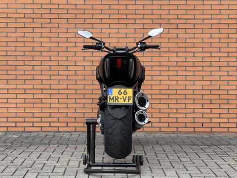 Ducati Diavel Carbon | Uniek | Marchesini-wielen | Powercruisers | LED | Keyless | Brembo | ABS |