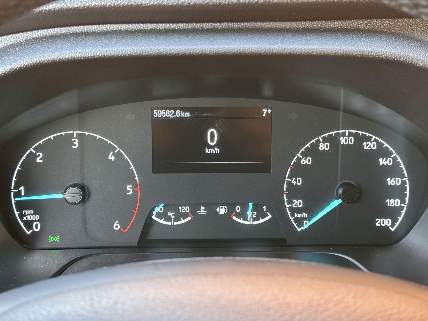 Ford Transit Custom 300 2.0 TDCI L1H1 Trend DC | Achteruitrijcamera | Parkeersensoren | Cruise Control | Apple Carplay | Android Auto |