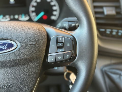 Ford Transit Custom 300 2.0 TDCI L1H1 Trend DC | Achteruitrijcamera | Parkeersensoren | Cruise Control | Apple Carplay | Android Auto |