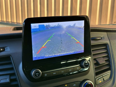Ford Transit Custom 300 2.0 TDCI L1H1 Trend DC | Achteruitrijcamera | Parkeersensoren | Cruise Control | Apple Carplay | Android Auto |