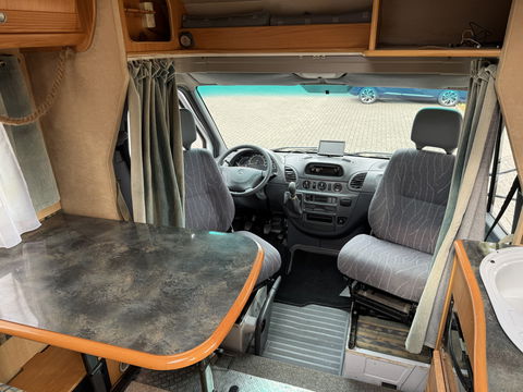 Mercedes-Benz 313 CDI Pilote Camper | Cruise Control | Dakraam | Douchecabine | Toilet | Draaibare Voorstoelen | Trekhaak |
