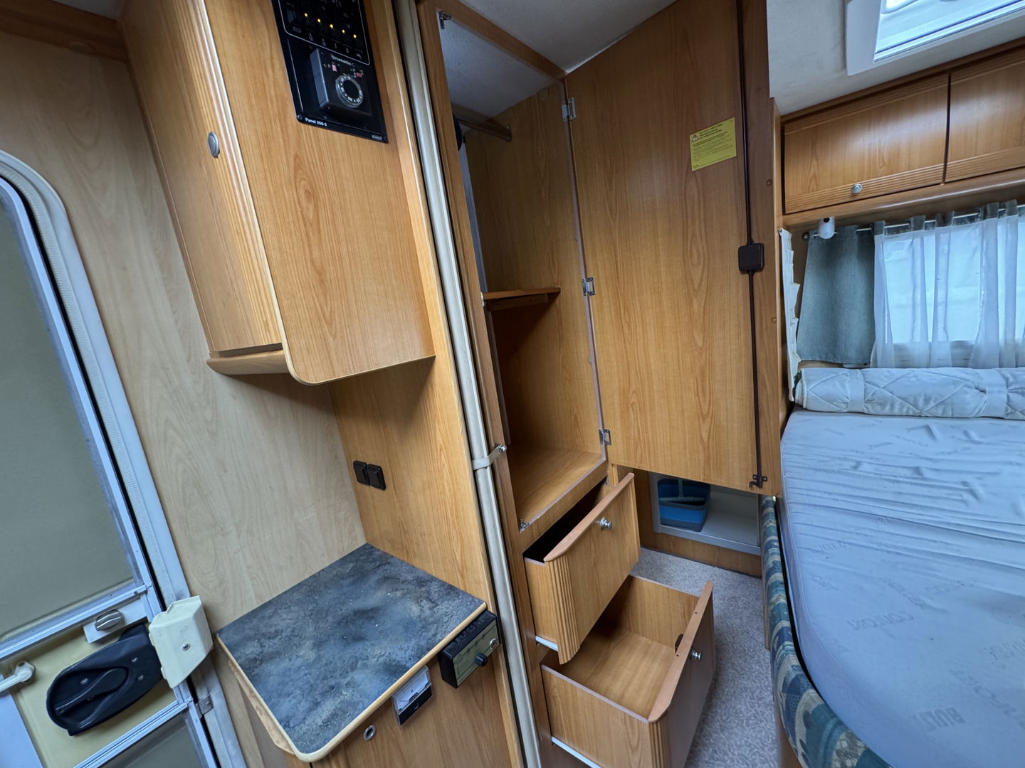 Mercedes-Benz 313 CDI Pilote Camper | Cruise Control | Dakraam | Douchecabine | Toilet | Draaibare Voorstoelen | Trekhaak |