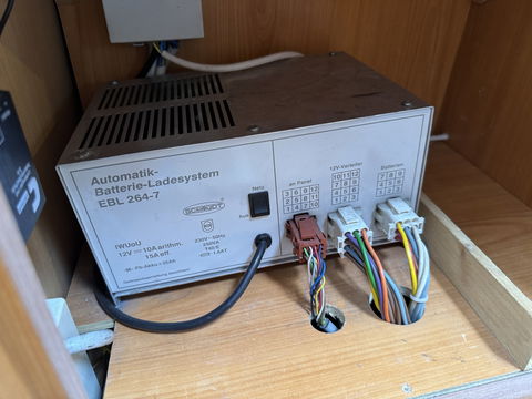 Mercedes-Benz 313 CDI Pilote Camper | Cruise Control | Dakraam | Douchecabine | Toilet | Draaibare Voorstoelen | Trekhaak |