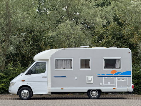 Mercedes-Benz 313 CDI Pilote Camper | Cruise Control | Dakraam | Douchecabine | Toilet | Draaibare Voorstoelen | Trekhaak |