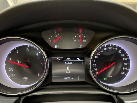 Opel Astra 1.6 CDTI Business | Exportprijs | Airconditioning | Cruise Control | Radio | Multifunctioneel Stuurwiel | Isofix | Stop&Go |