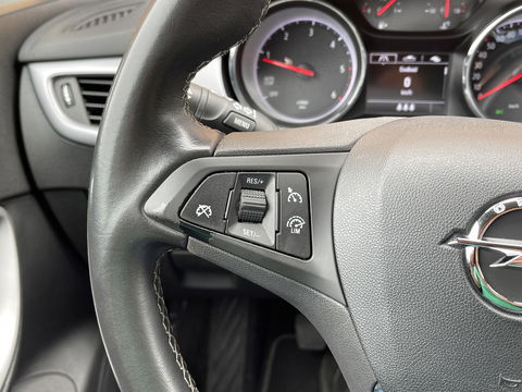 Opel Astra 1.6 CDTI Business | Exportprijs | Airconditioning | Cruise Control | Radio | Multifunctioneel Stuurwiel | Isofix | Stop&Go |