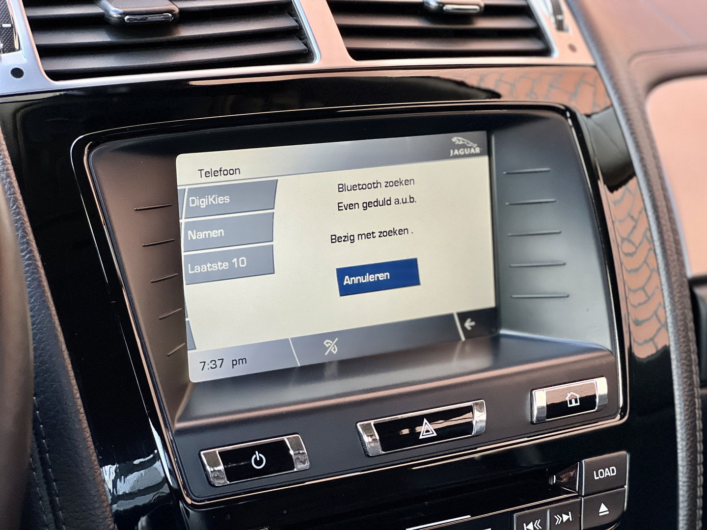 Jaguar XK 5.0 V8 Convertible Portfolio | 385 PK! | Leder | Navigatie | 20" Lichtmetaal | LED | Stuurwiel verwarming | Bluetooth | Camera | Stoelverwarming | Elektrische Memory Stoelen |