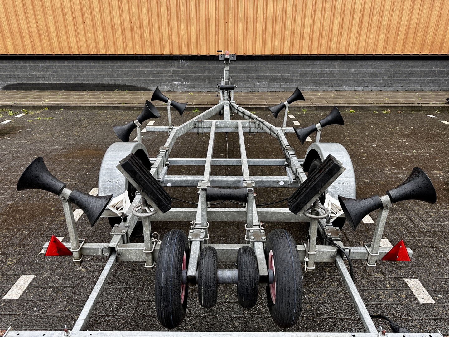PEGA BOOTTRAILER RH600/525