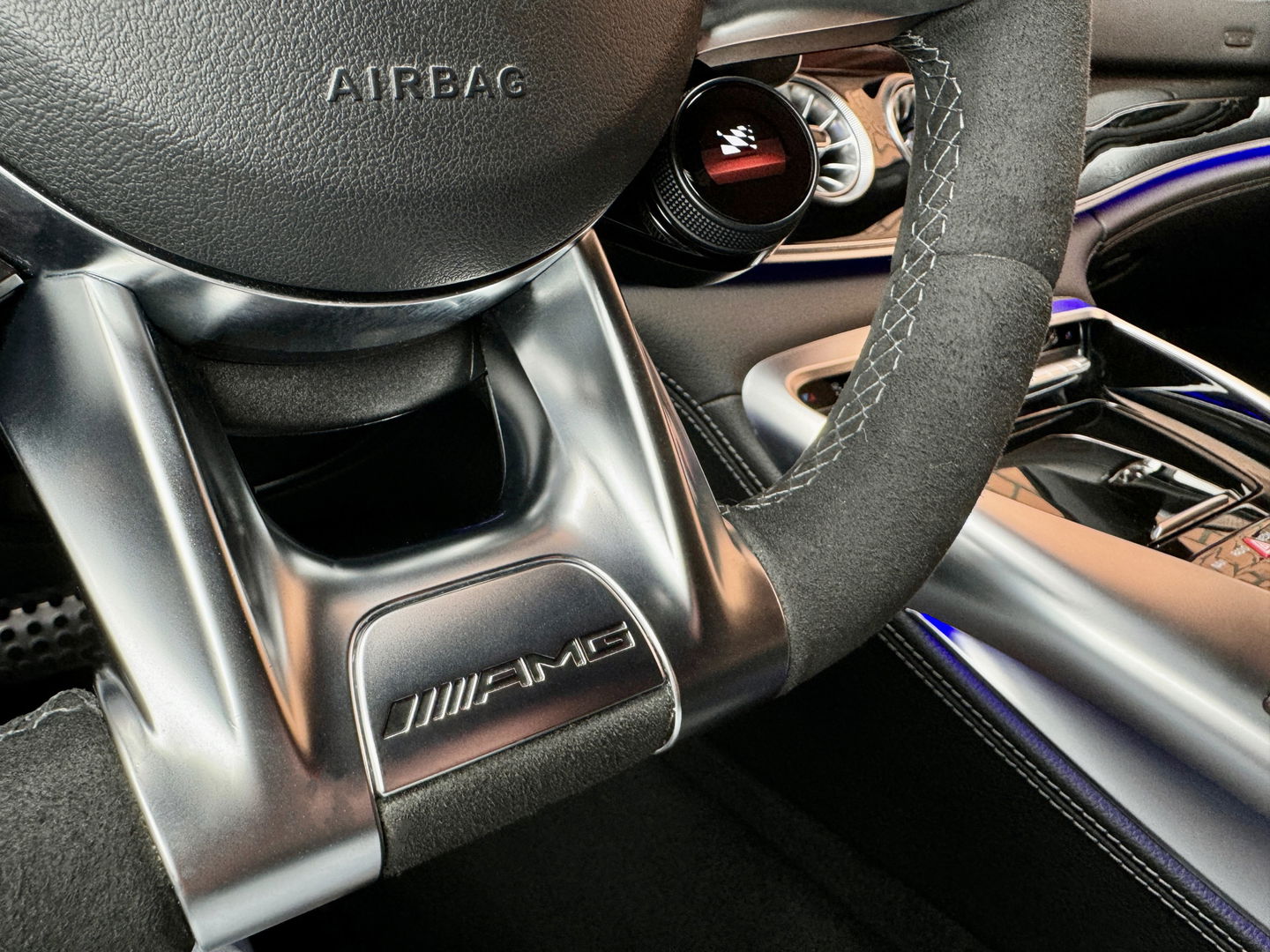 Mercedes-Benz AMG GT 4-Door Coupe 63 S 4MATIC+ Premium Plus | 640 PK! | 5 Persoons | Schuif/Kantel Dak | Performance Stoelen | AMG Dynamic Plus Package | AMG Aerodynamics Package |