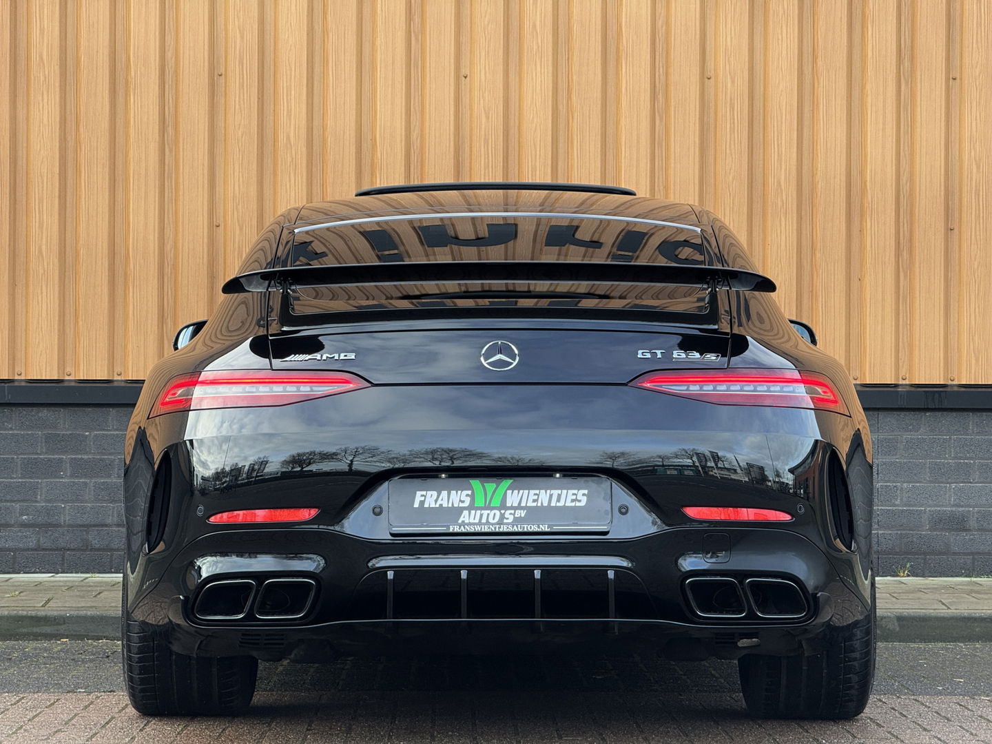 Mercedes-Benz AMG GT 4-Door Coupe 63 S 4MATIC+ Premium Plus | 640 PK! | 5 Persoons | Schuif/Kantel Dak | Performance Stoelen | AMG Dynamic Plus Package | AMG Aerodynamics Package |