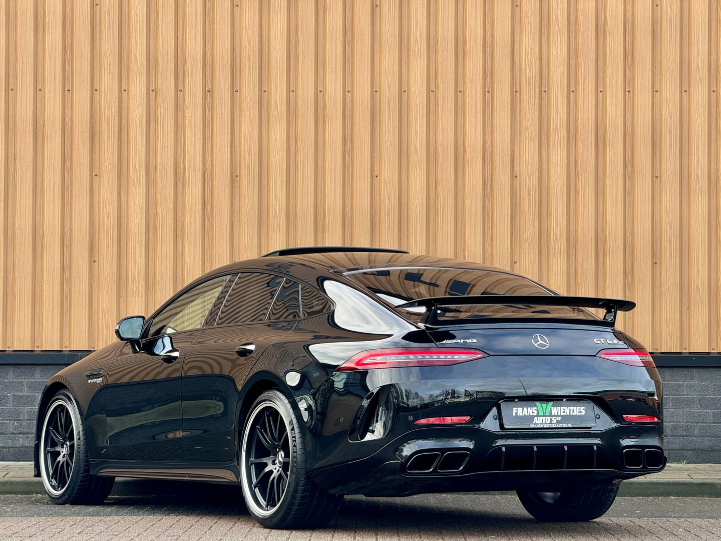 Mercedes-Benz AMG GT 4-Door Coupe 63 S 4MATIC+ Premium Plus | 640 PK! | 5 Persoons | Schuif/Kantel Dak | Performance Stoelen | AMG Dynamic Plus Package | AMG Aerodynamics Package |