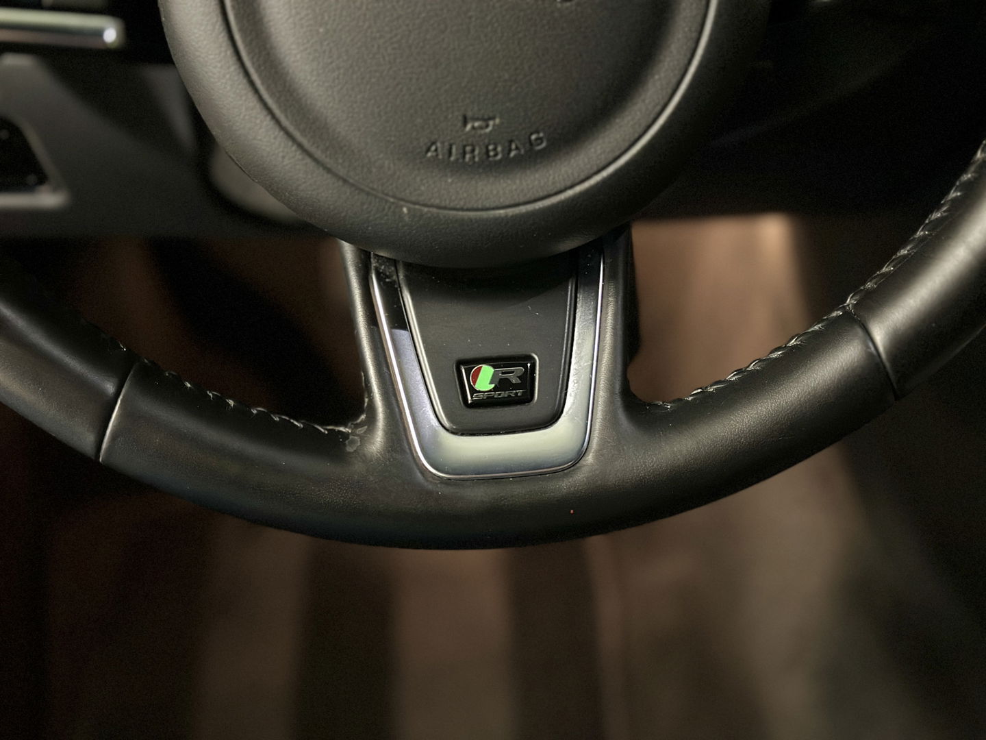Jaguar XF 2.0 Prestige | Cruise Control | Achteruitrijcamera | Stoelverwarming | Parkeersensoren | Elektrische Stoelen |