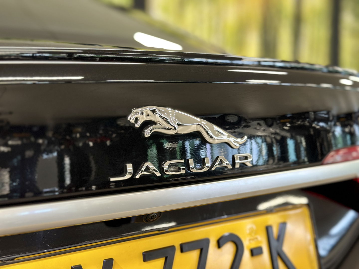 Jaguar XF 2.0 Prestige | Cruise Control | Achteruitrijcamera | Stoelverwarming | Parkeersensoren | Elektrische Stoelen |