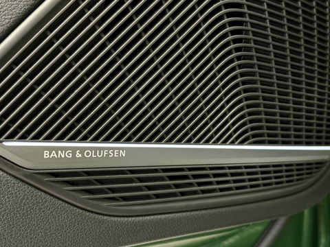 Audi RS5 Coupé 2.9 TFSI quattro Pro Line Plus | 451 PK! | Panoramadak | Bang & Olufsen | Dynamic Pakket | Head-Up Display | 360 Graden Camera | Apple Carplay | Adaptieve Cruise Control | DAB | Led Matrix |