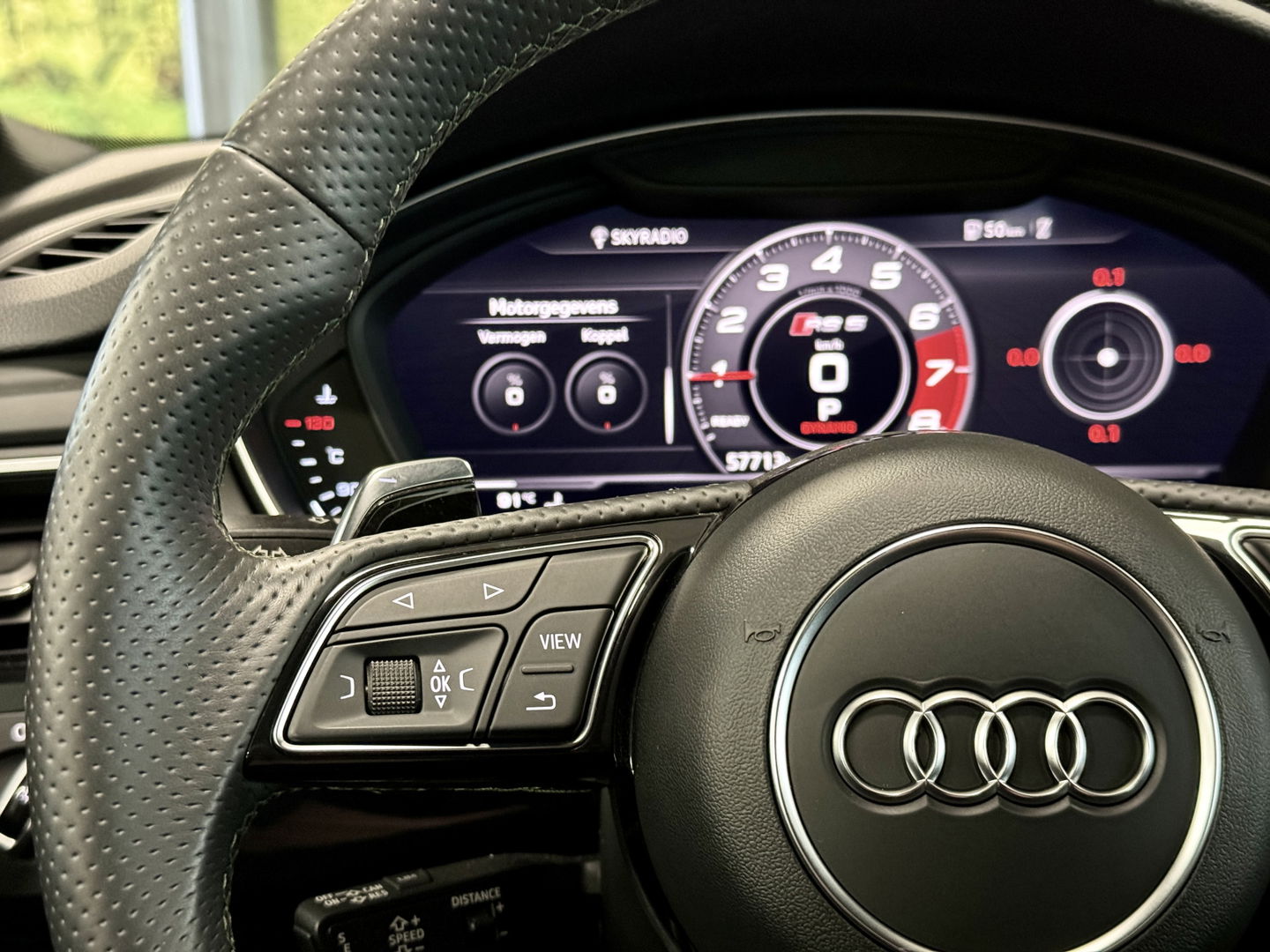 Audi RS5 Coupé 2.9 TFSI quattro Pro Line Plus | 451 PK! | Panoramadak | Bang & Olufsen | Dynamic Pakket | Head-Up Display | 360 Graden Camera | Apple Carplay | Adaptieve Cruise Control | DAB | Led Matrix |
