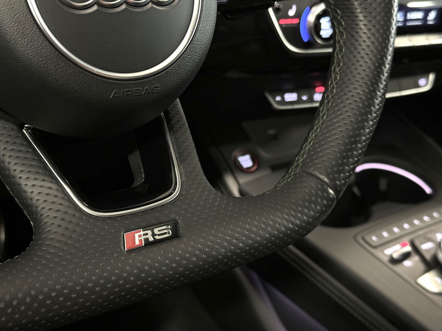 Audi RS5 Coupé 2.9 TFSI quattro Pro Line Plus | 451 PK! | Panoramadak | Bang & Olufsen | Dynamic Pakket | Head-Up Display | 360 Graden Camera | Apple Carplay | Adaptieve Cruise Control | DAB | Led Matrix |