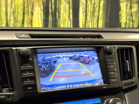 Toyota RAV4 2.5 Hybrid Executive Business | Elektrische Bestuurdersstoel | Cruise Control | Achteruitrijcamera | Parkeersensoren | Keyless | Elektrische Achterklep | Bluetooth | Navigatie |