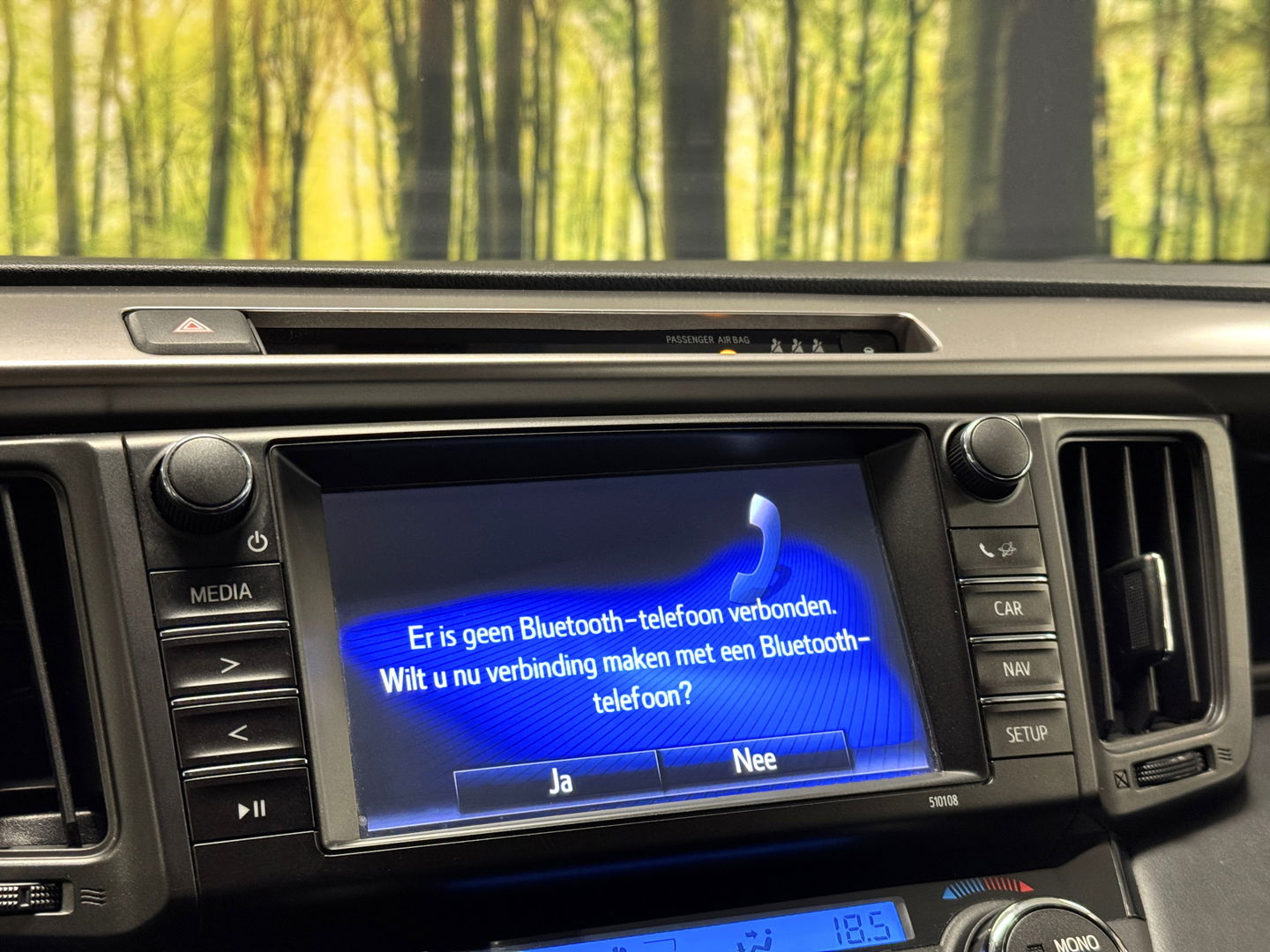 Toyota RAV4 2.5 Hybrid Executive Business | Elektrische Bestuurdersstoel | Cruise Control | Achteruitrijcamera | Parkeersensoren | Keyless | Elektrische Achterklep | Bluetooth | Navigatie |