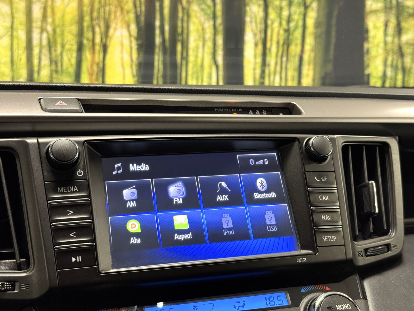 Toyota RAV4 2.5 Hybrid Executive Business | Elektrische Bestuurdersstoel | Cruise Control | Achteruitrijcamera | Parkeersensoren | Keyless | Elektrische Achterklep | Bluetooth | Navigatie |