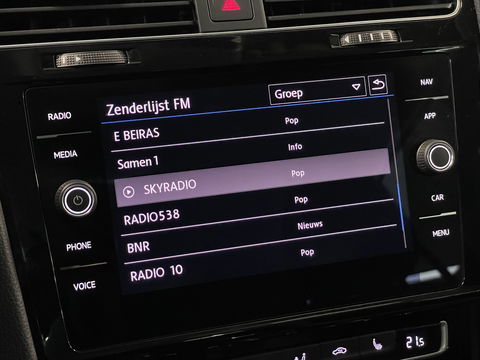 Volkswagen GOLF Variant 1.5 TSI Highline Business | Automaat! | Massagestoel | Apple Carplay | Android Auto | Navigatie | Stoelverwarming | Led | Adaptieve Cruise Control | Isofix | Parkeersensoren |