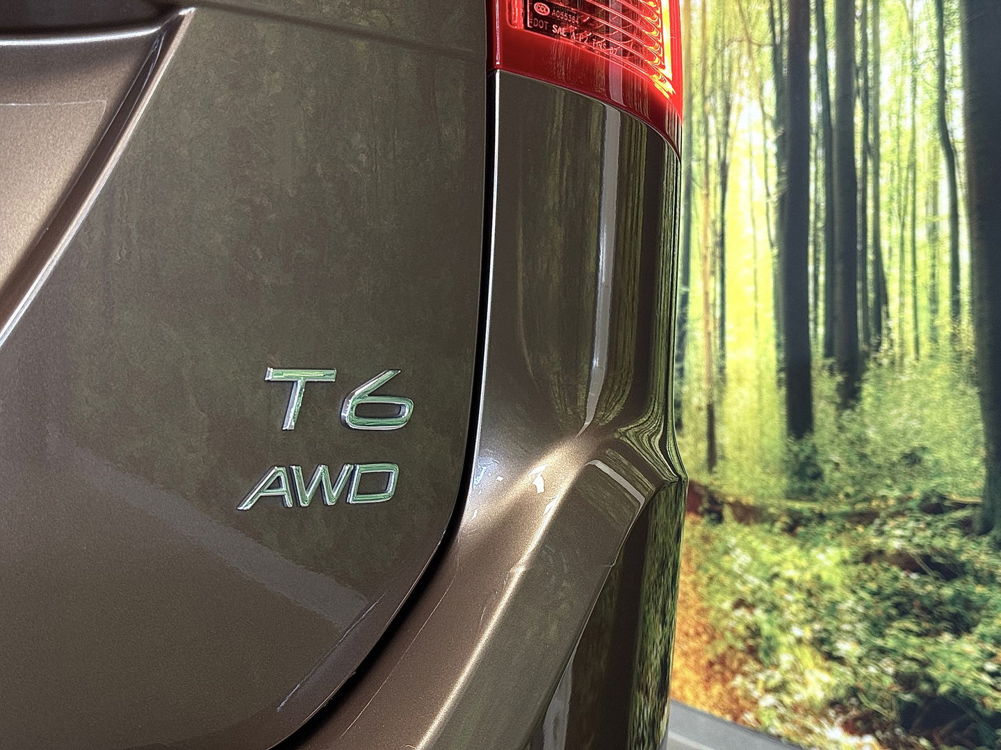 Volvo XC60 3.0 T6 AWD Summum | 305 PK! | 6 Cilinder | Panoramadak | Leder | Xenon | Navigatie | Elektrische Achterklep | Parkeersensoren | Cruise Control | Isofix | 18" Lichtmetaal |